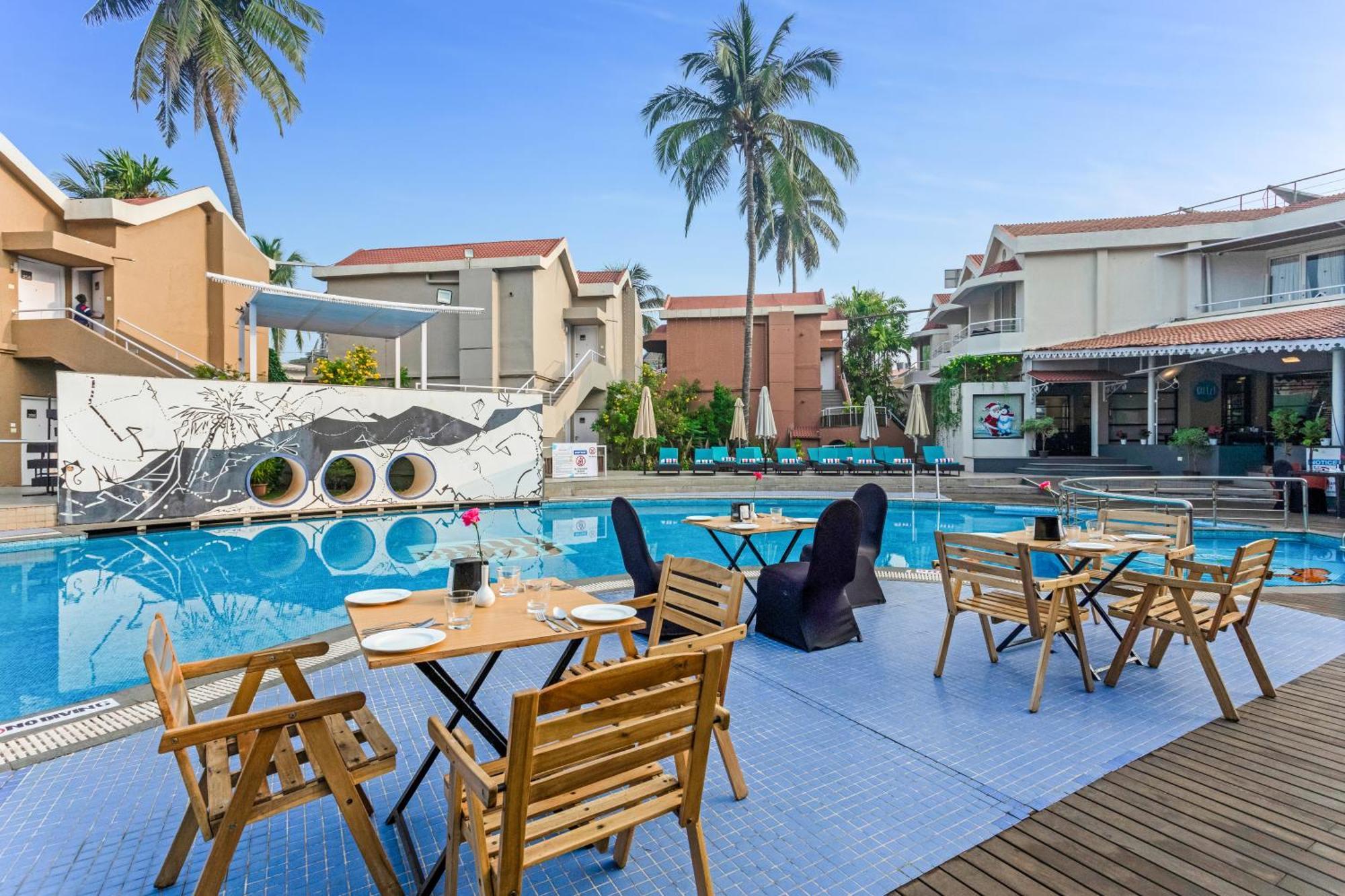 Whispering Palms Beach Resort Кандолім Екстер'єр фото